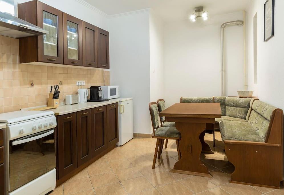 B333 Apartment - In The Heart Of The City 布达佩斯 外观 照片