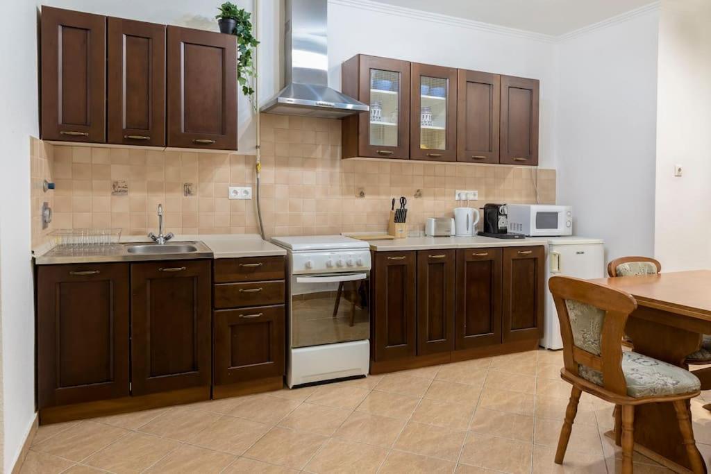 B333 Apartment - In The Heart Of The City 布达佩斯 外观 照片